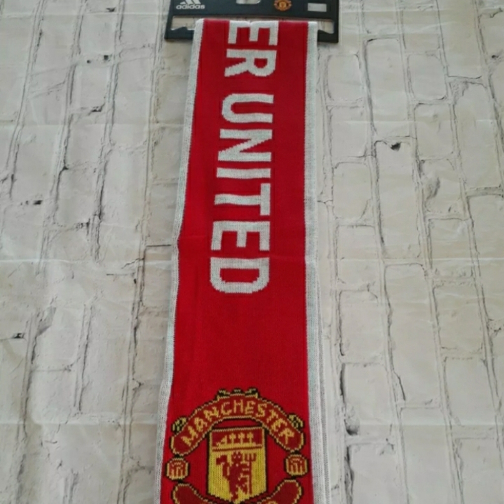 Adidas Manchester United Scarf NWT MUFC